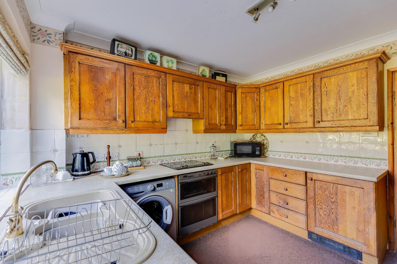 Hen Ffald, Trerhyngyll, Cowbridge, Vale of Glamorgan, CF71 7TN